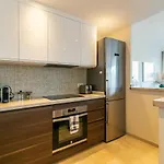 75-apartment With Views In Elviria, Apartman Marbella