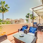 75-apartment With Views In Elviria, Marbella