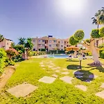 75-apartment With Views In Elviria, *