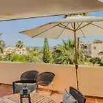 75-apartment With Views In Elviria, Apartman *