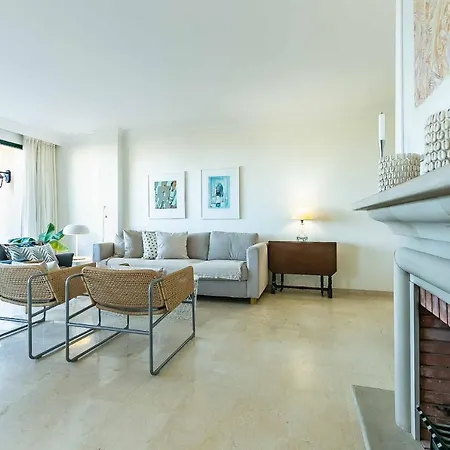 アパート 75-apartment With Views In Elviria, *