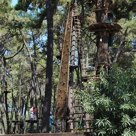 75-apartment With Views In Elviria, Μαρμπέλλα