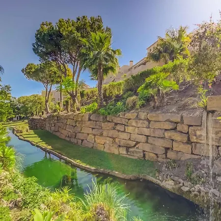 Διαμέρισμα 75-apartment With Views In Elviria, *