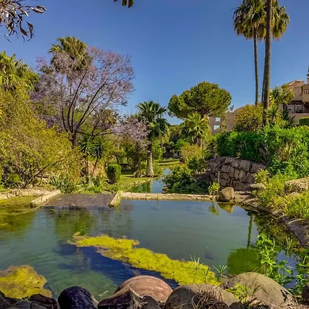 75-apartment With Views In Elviria, * マルベーリャ