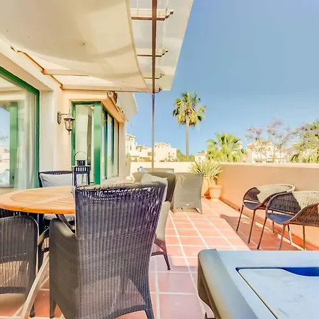 75-apartment With Views In Elviria, *