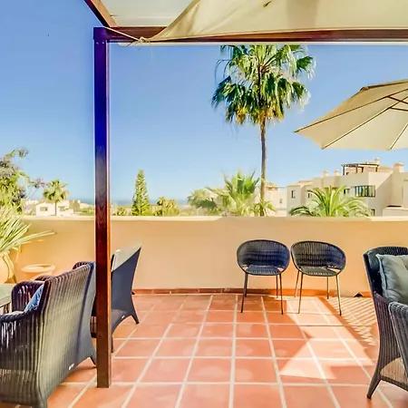 75-apartment With Views In Elviria, * Marbella