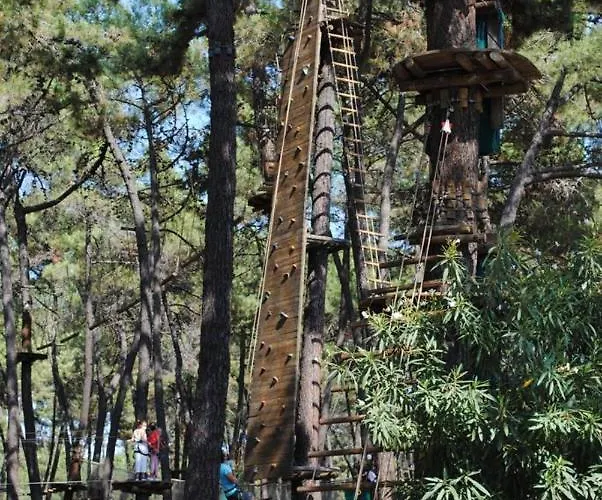 75-apartment With Views In Elviria, Marbella