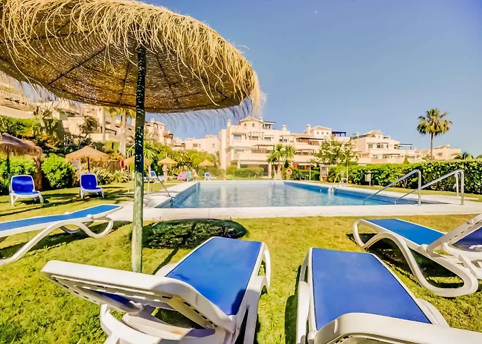75-apartment With Views In Elviria, * Marbella