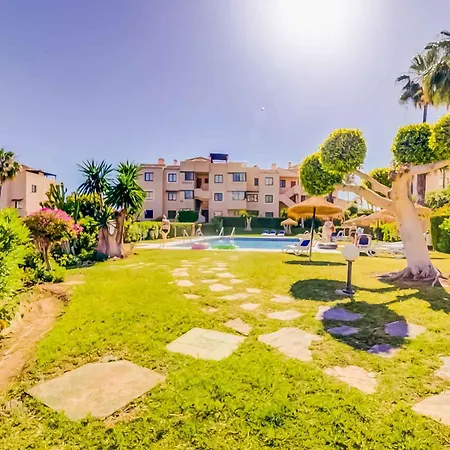75-apartment With Views In Elviria, *
